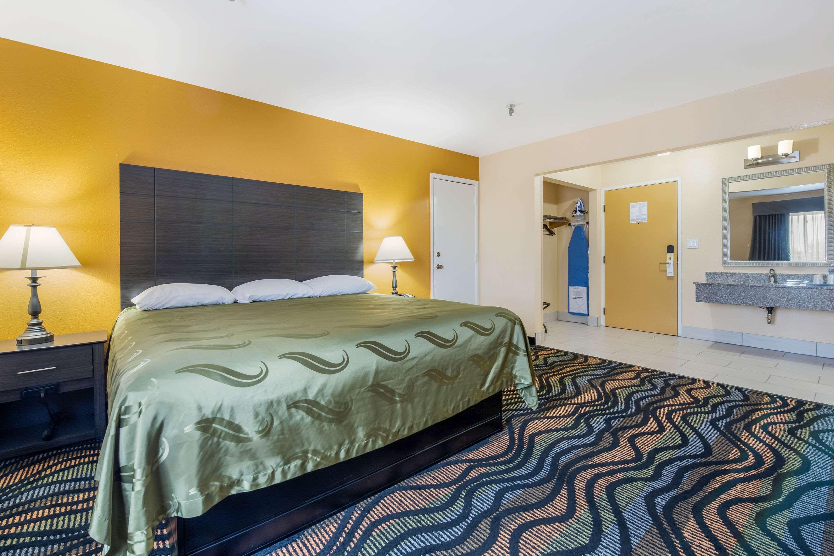 Equality Inn Rockford Luaran gambar